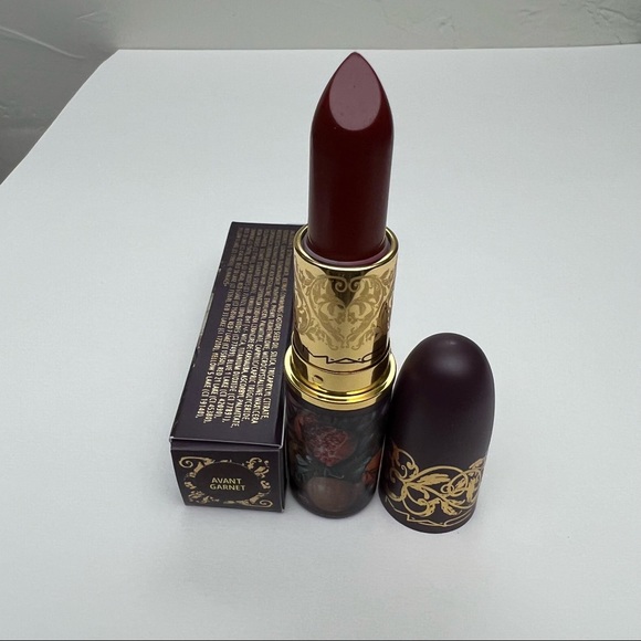 MAC Tempting Fate Collection “Avant Garnet” LE - Picture 1 of 9